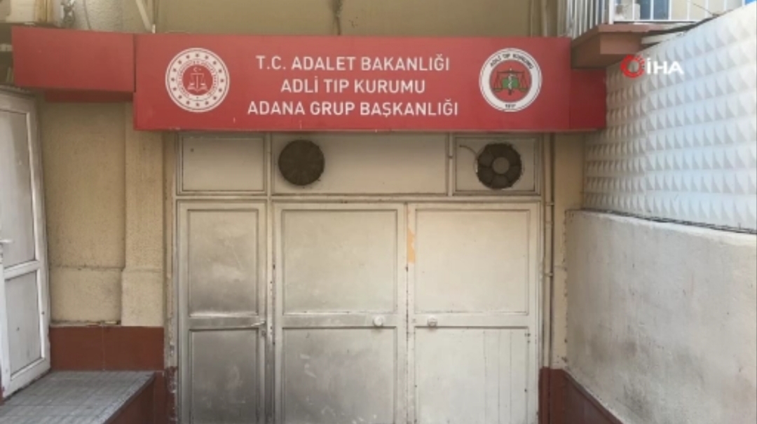 16 yaşındaki kız, annesini bıçaklayarak öldürdü