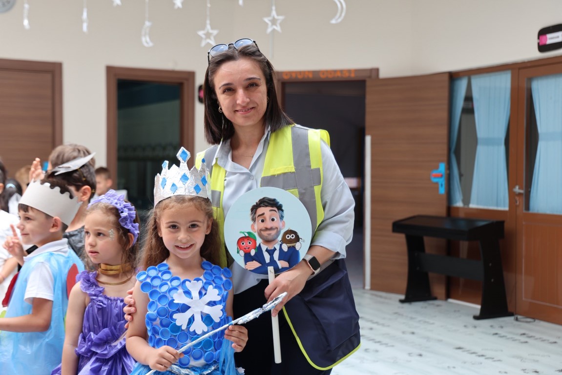 Kartepe'de Çevre Haftasına Miniklerden Renkli Dokunuş