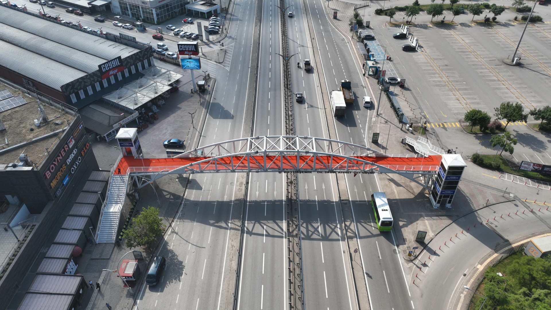 A Takımı Dokundu, Üst Geçit Baştan Aşağı Yenilendi