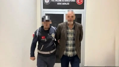 Kocaeli İl Emniyet Müdürlüğü ekipleri, İzmit'te gerçekleştirdikleri başarılı operasyonla "Silahlı