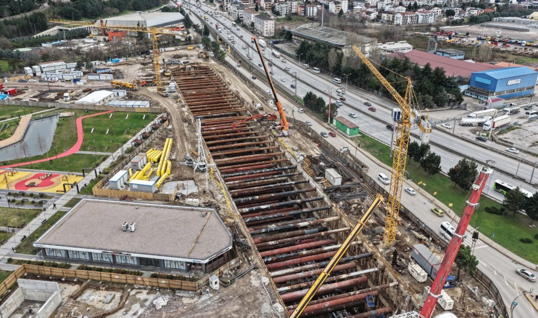 Kocaeli’yi raylı sistem hatlarıyla donatan ve ulaşıma alternatif çözümlerle nefes