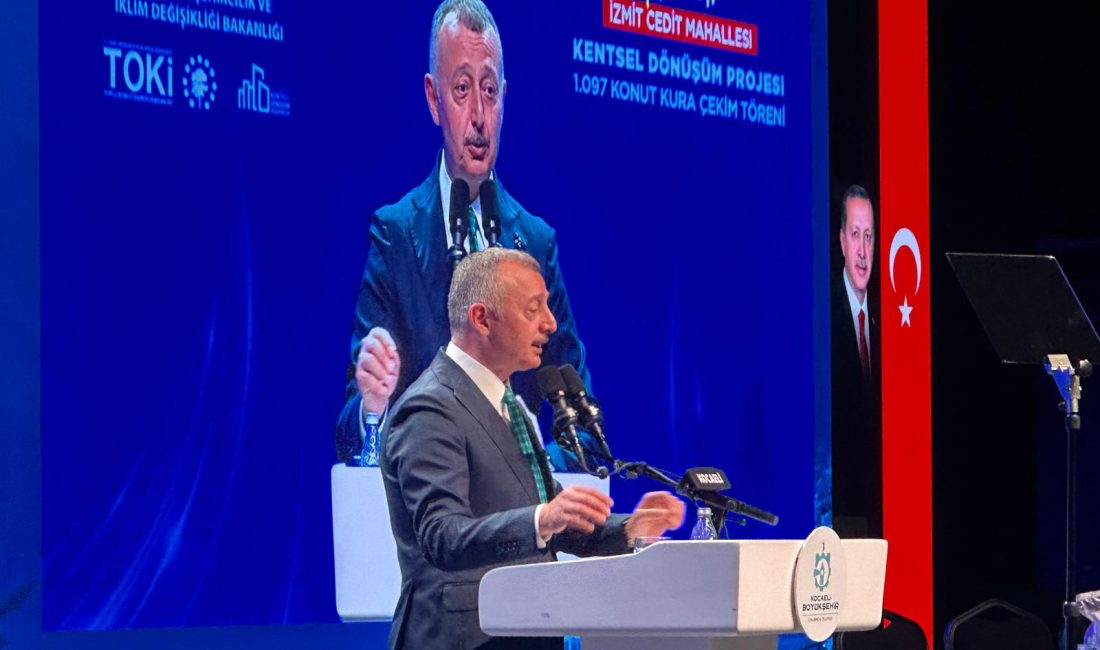 İzmit Cedit Konutları kura töreninde konuşan Kocaeli Büyükşehir Belediye Başkanı