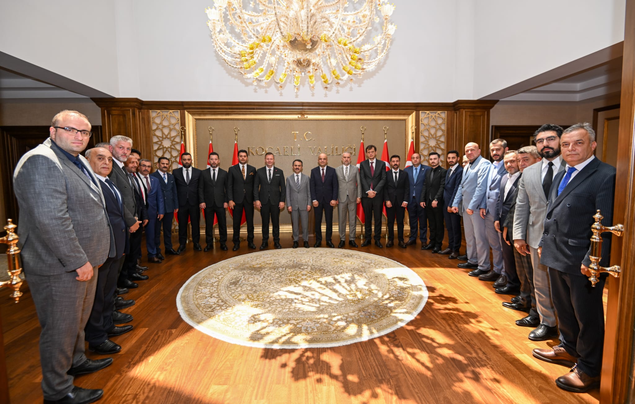 MHP Kocaeli Yeni İl Başkanı Enes Emengen ve Yönetiminden, Vali İlhami Aktaş’a Ziyaret