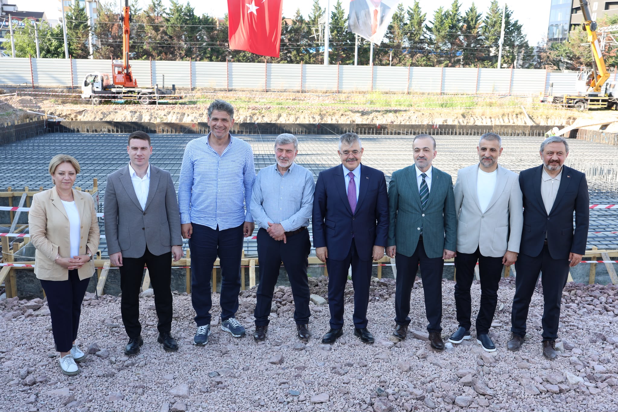 AK Parti Kocaeli'nin Yeni Binasının Temeli Atıldı: Genel Merkez'in Minyatürü Olacak