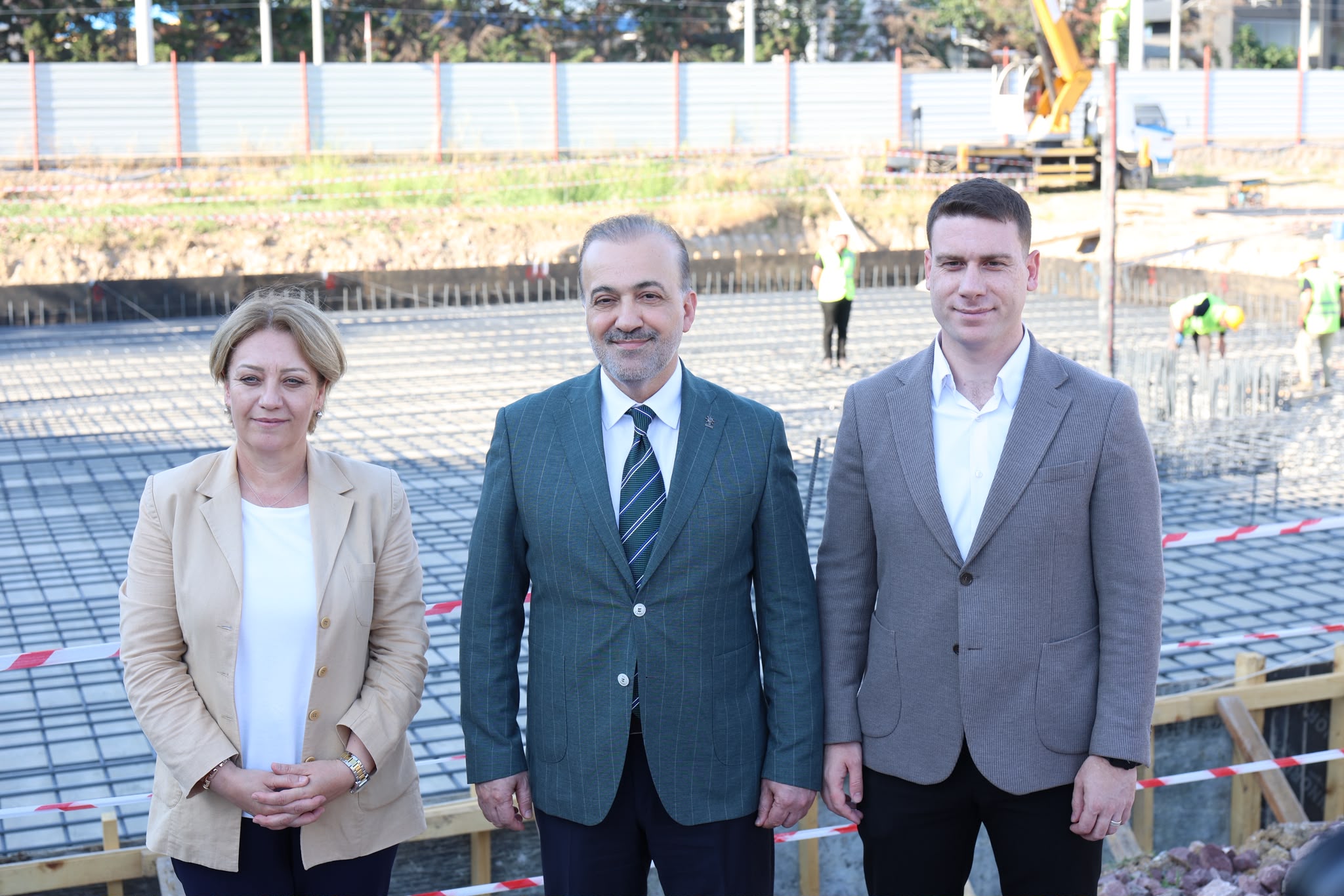 AK Parti Kocaeli'nin Yeni Binasının Temeli Atıldı: Genel Merkez'in Minyatürü Olacak