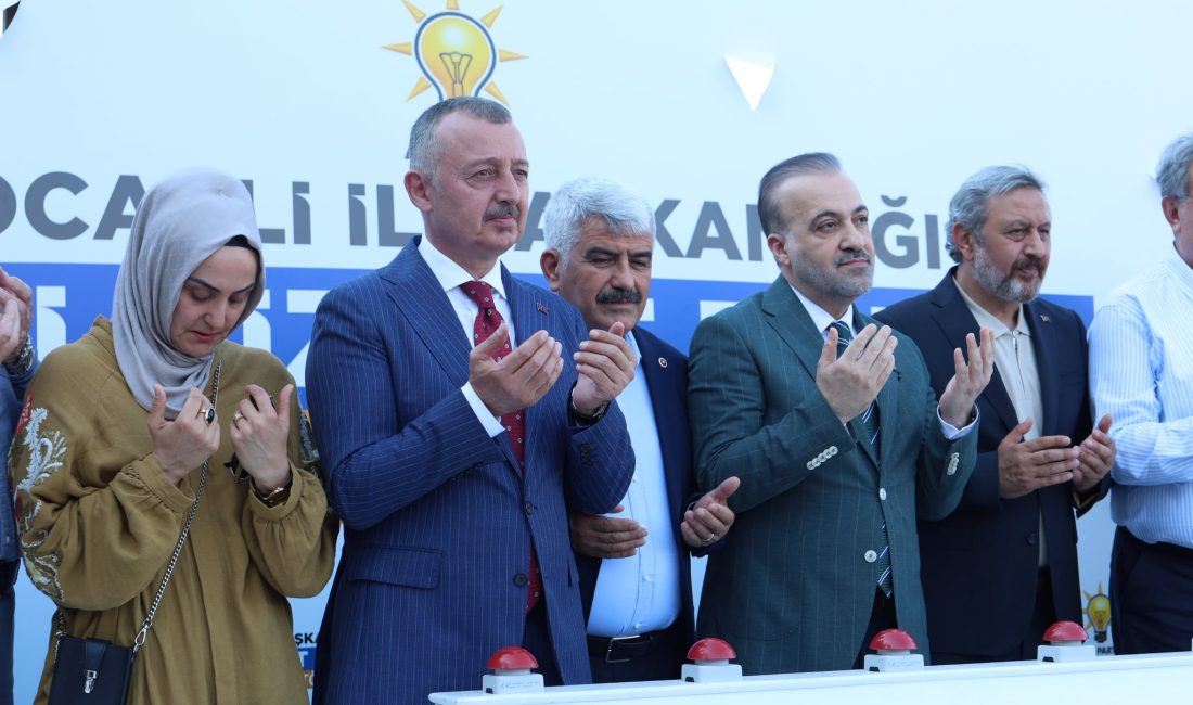 AK Parti Kocaeli İl Başkanlığı'nın yeni hizmet binasının temel atma