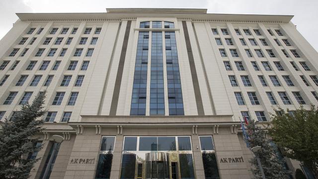AK Parti Adana, Diyarbakır, Giresun ve Siirt il başkanları ile