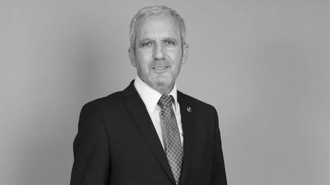 Büyük Birlik Partisi (BBP) Genel Başkanı Mustafa Destici, aile acısıyla