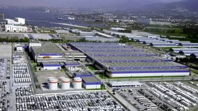 Kocaeli’nin Gölcük ilçesinde faaliyet gösteren Ford Otosan Yeniköy fabrikasında, montaj