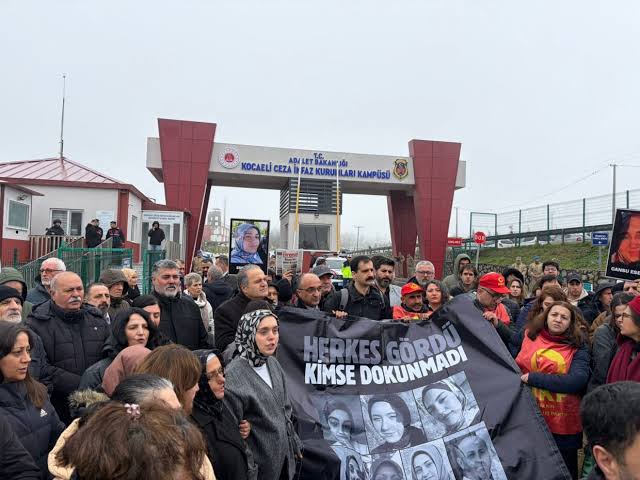 Dilovası katliamı davasında gerilim tırmanıyor: Sanık Akat'tan mağdur ailelerin avukatı hakkında suç duyurusu