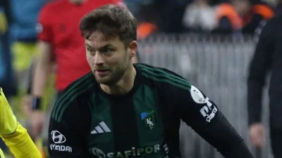 Yeni sezon planlamasını sürdüren Kocaelispor'da, yolların ayrılmasına kesin gözüyle bakılan