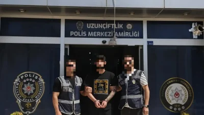 Kocaeli İl Emniyet Müdürlüğü ekiplerinin Kartepe'de düzenlediği operasyonda; bilişim sistemleri