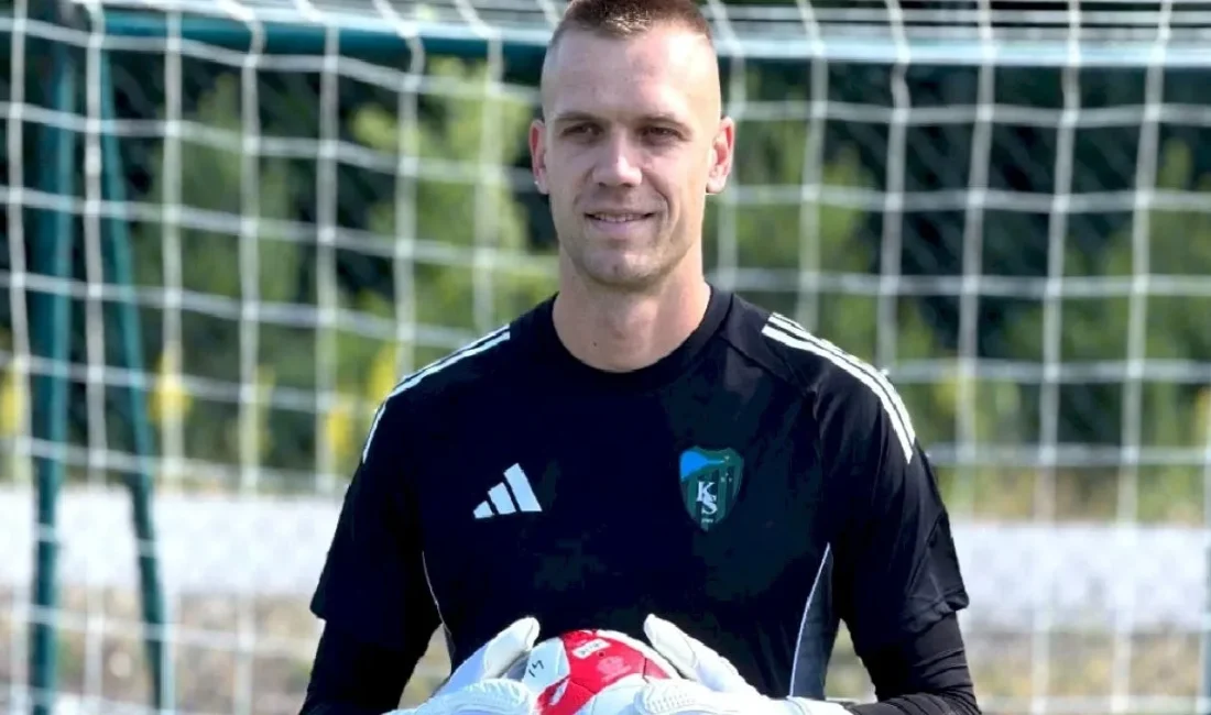Kocaelispor’un deneyimli Sırp kalecisi Aleksandar Jovanovic’in uzun süren menisküs sakatlığı