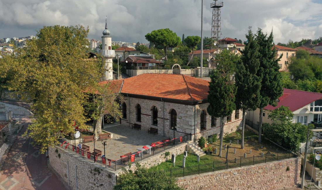 Kocaeli'nin hafızasına kazınmış tarihi yapılardan Orhan Cami, bugün kılınacak Cuma