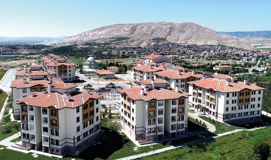 Toplu Konut İdaresi Başkanlığı'nın (TOKİ) Türkiye genelinde dar ve orta