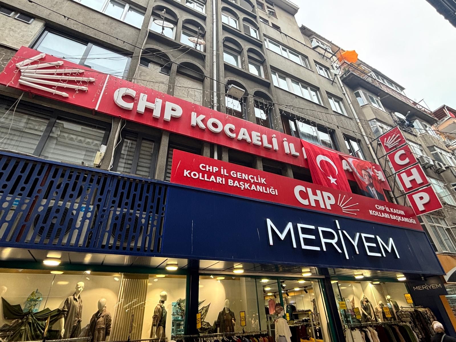 CHP'de Özgür Özel'in genel başkan seçildiği 38. Olağan Kurultay hakkında