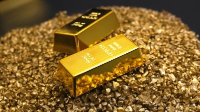Gram altın 6.130, çeyrek altın 10.022 liradan işlem görüyor. Fiyatlar