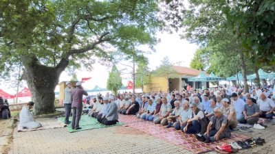 İzmit’e bağlı Kulmahmut Mahallesi, hafta sonu manevi iklimi yüksek, geniş