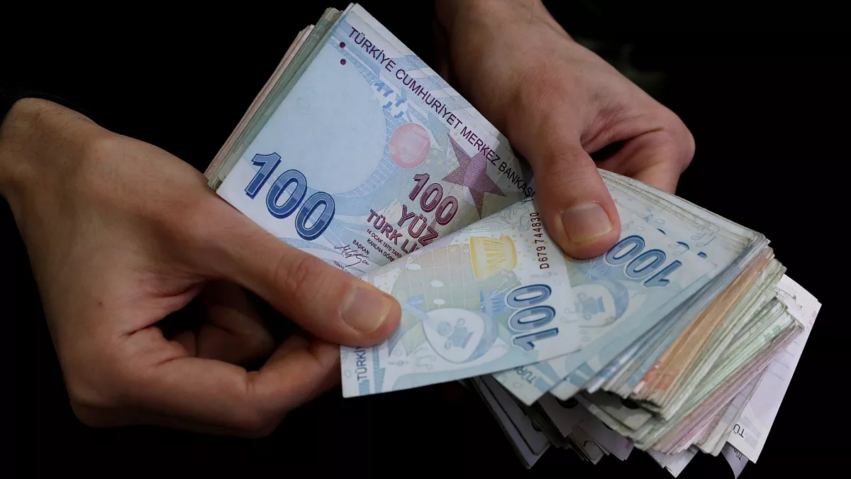 Fazla çalışma ücreti, işçinin yasal çalışma süresini aşması halinde doğan