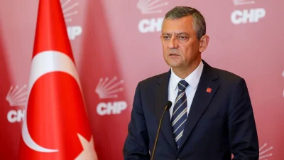 CHP Grup Başkanı Özgür Özel, TBMM’deki grup toplantısında milletvekillerine hitap