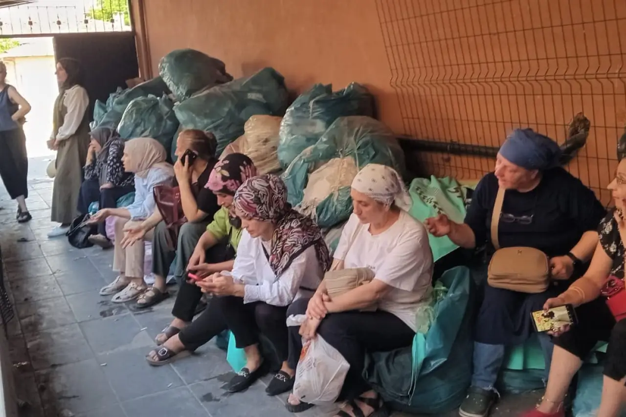 Kocaeli’nin Körfez ilçesinde hizmet veren Körfez Global Tekstil’de çalışan işçiler,