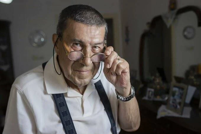 Sanat dünyasının en değerli kalplerinden biri, ardında unutulmaz izler bırakarak