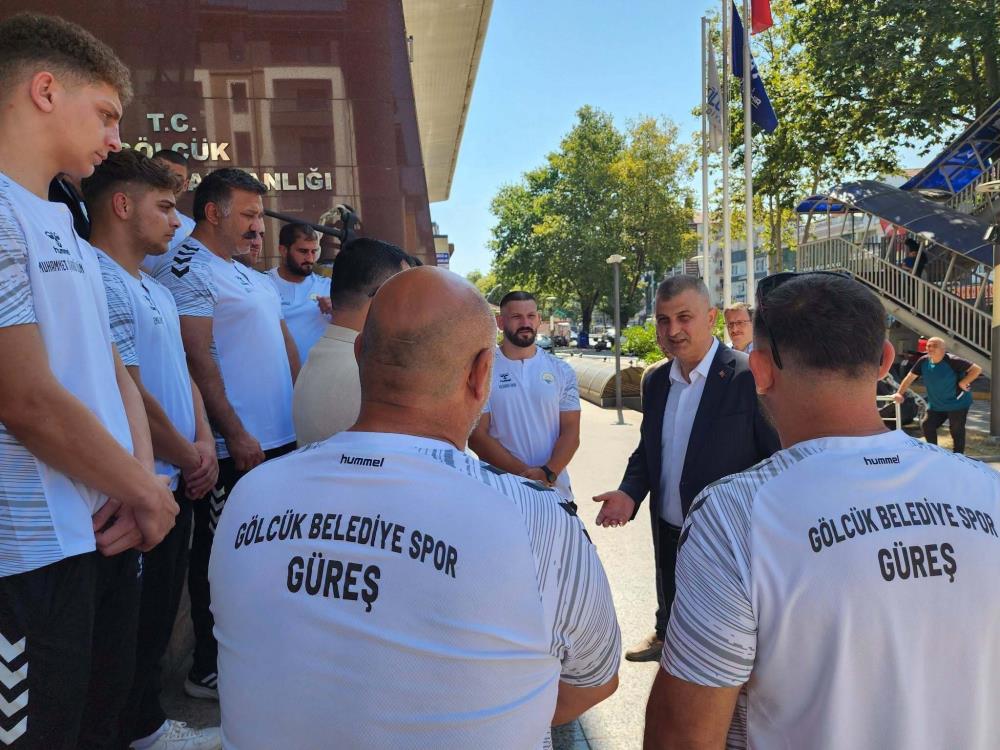 Gölcük'ün Pehlivanları Kırkpınar Yolunda