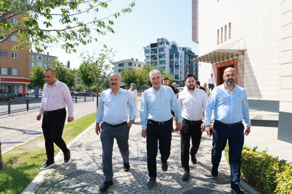 Başkan Büyükgöz Arapçeşme'de Esnafın Nabzını Tuttu