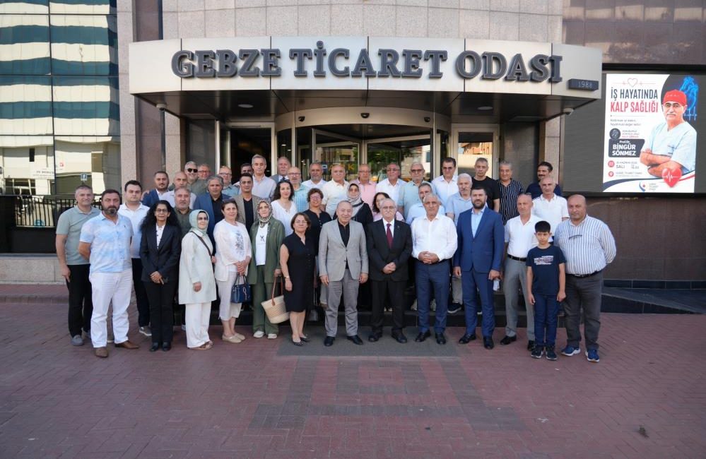 Gebze Ticaret Odası'nda düzenlenen "İş Hayatında Kalp Sağlığı" söyleşisinde Prof.