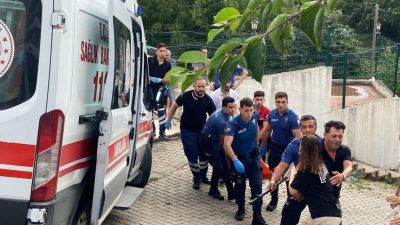 Kocaeli’nin Gölcük ilçesinde, iki yıl önce boşandığı eşinin evini basarak
