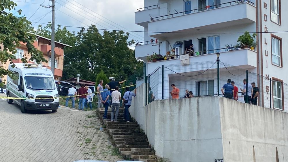 Kocaeli'de eşini öldürüp oğlunu yaralayan sanığın cezası kesildi!