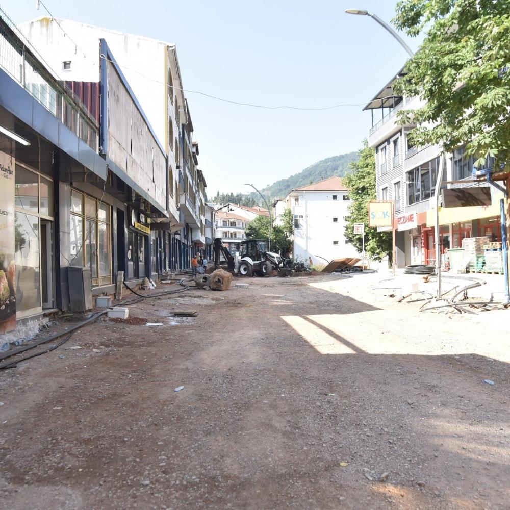 Başiskele Cumhuriyet Caddesi yenileniyor!