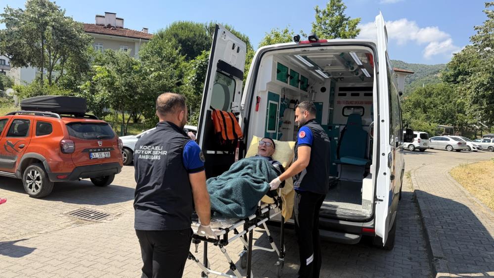 Kocaeli Büyükşehir'den 7/24 sağlık desteği