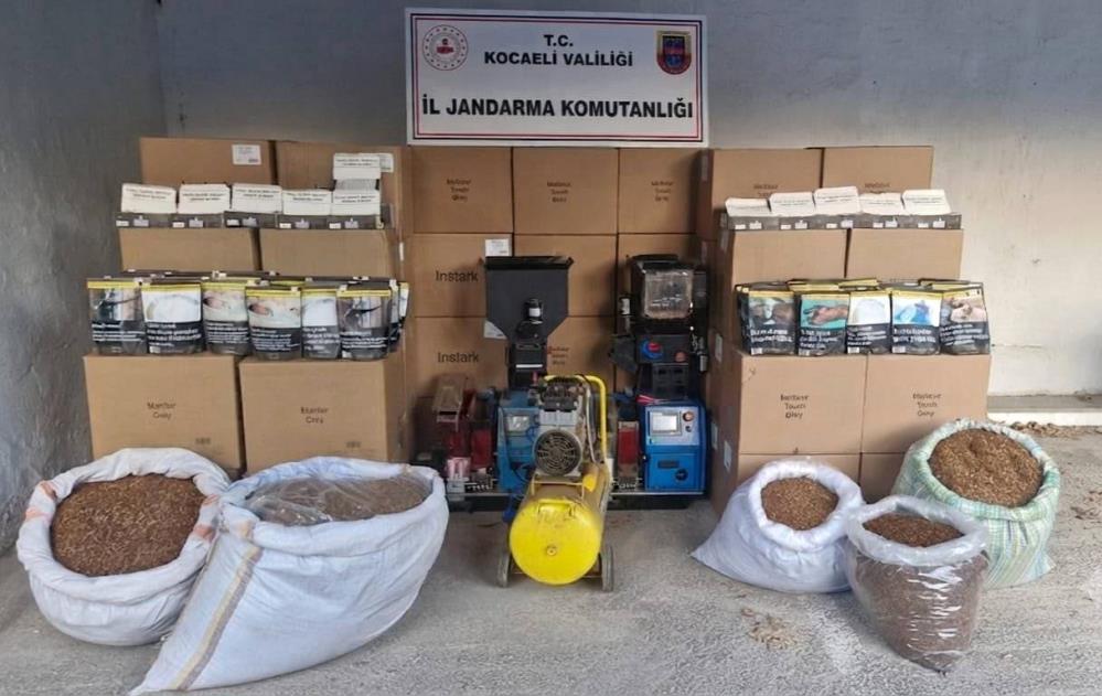 Kocaeli'nin Körfez ilçesinde jandarmanın düzenlediği kaçakçılık operasyonunda piyasa değeri 1