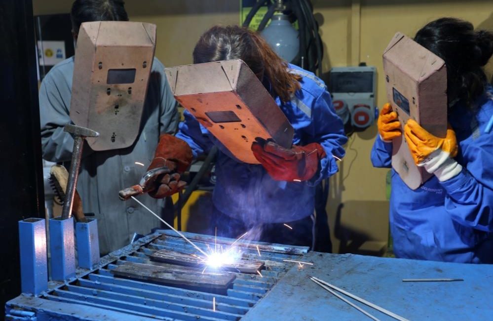 Kocaeli'de KO-MEK, 42 kurs merkezinde 405 farklı branşta verdiği eğitimlerle