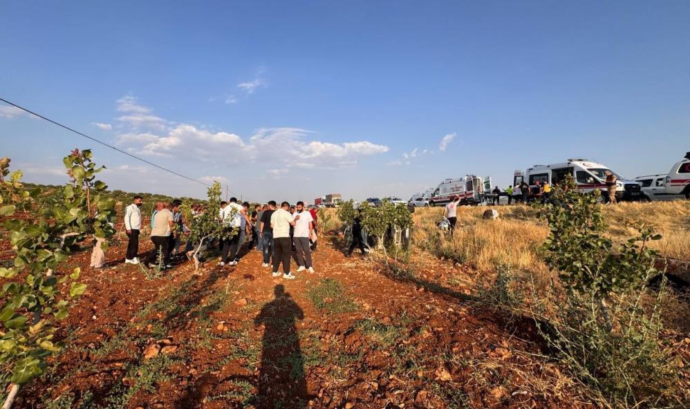 Tarım işçilerini taşıyordu, şarampole devrildi: Çok sayıda yaralı