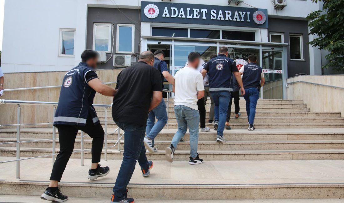 Kocaeli merkezli 3 ilde, düzensiz göçmen kaçakçılığına yönelik düzenlenen operasyonlarda