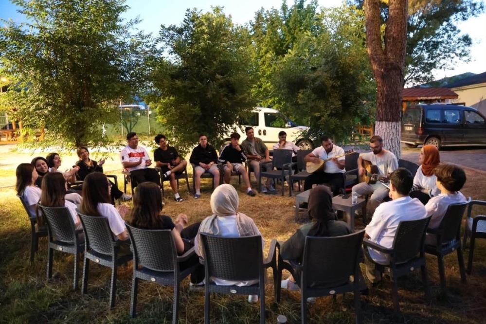 Kartepe Gençlik ve Gelişim Kampı'nın ilk dönemi tamamlandı!