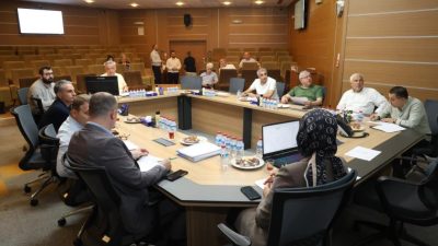 Kocaeli Büyükşehir Belediyesi Encümen toplantısında 79 özel halk otobüsü sürücüsüne