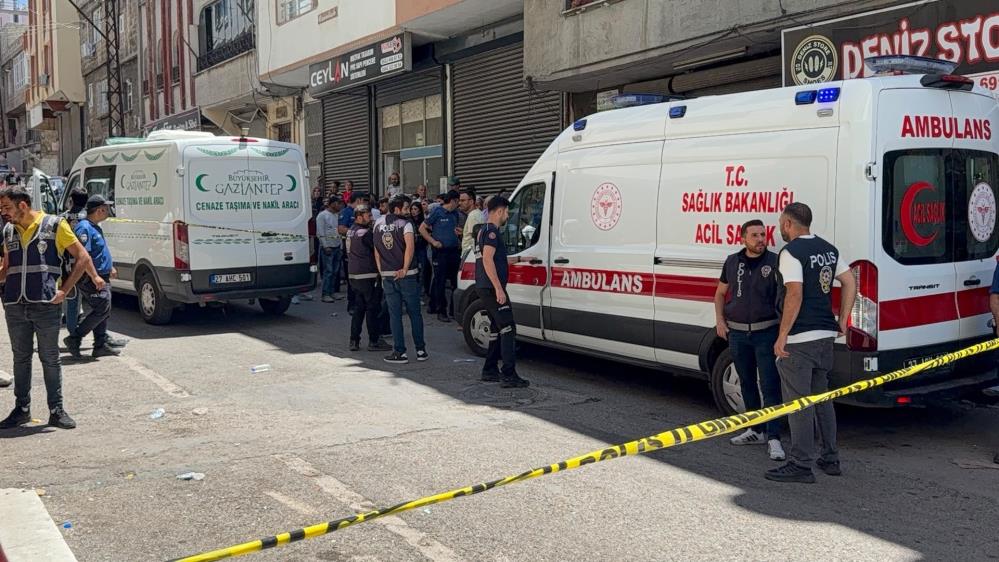 Cezaevinden çıkan şahıs dehşet saçtı: Cinayet sonrası intihar!