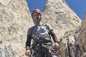 Hakkari Cilo-Sat Dağları'nda Bala Süpha Dürek Zirvesi'ne tırmanan Bursalı dağcı