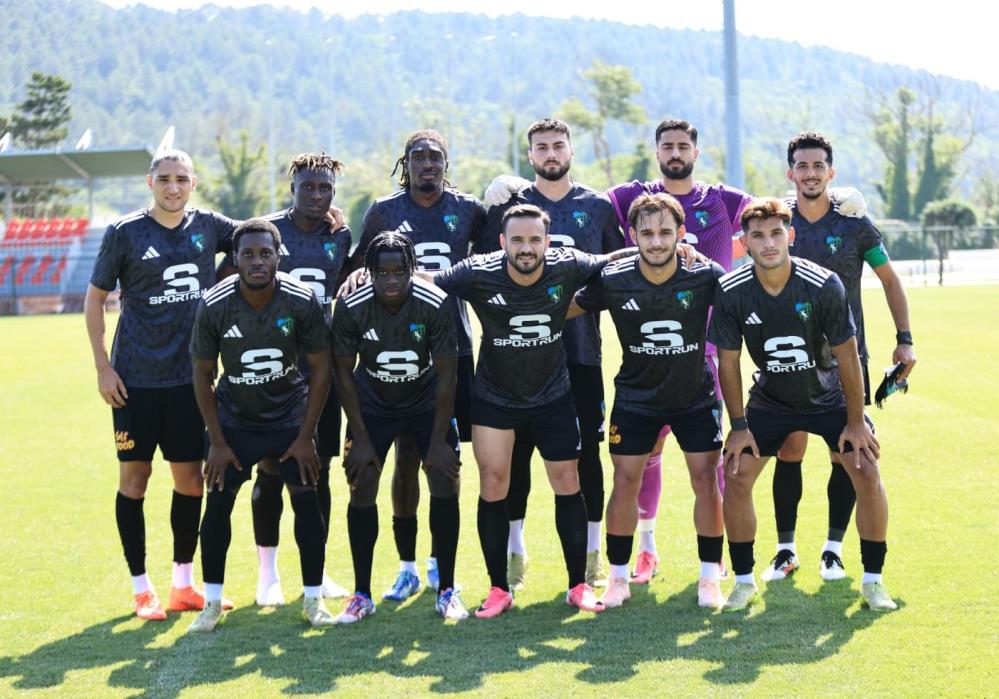 Kocaelispor'un Riva mesaisi sona erdi! Son sınavda skor 1-1