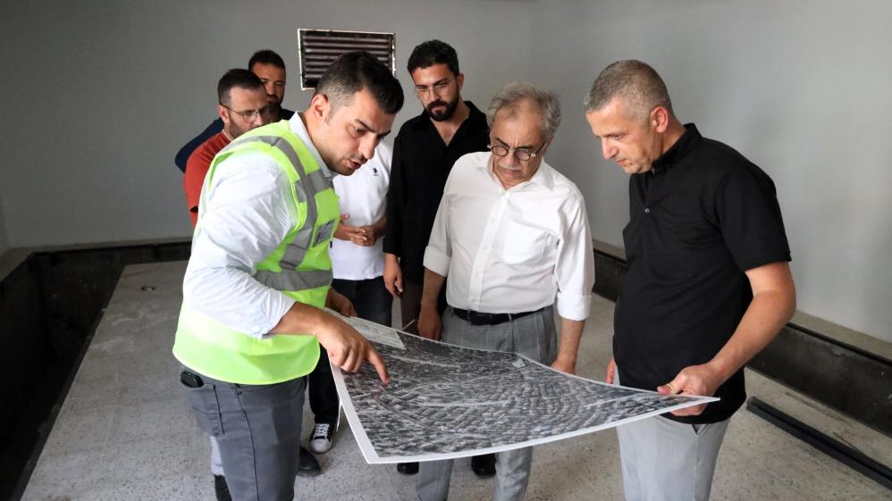 Dev projelere yakın takip! Hayri Baraçlı sahaya indi