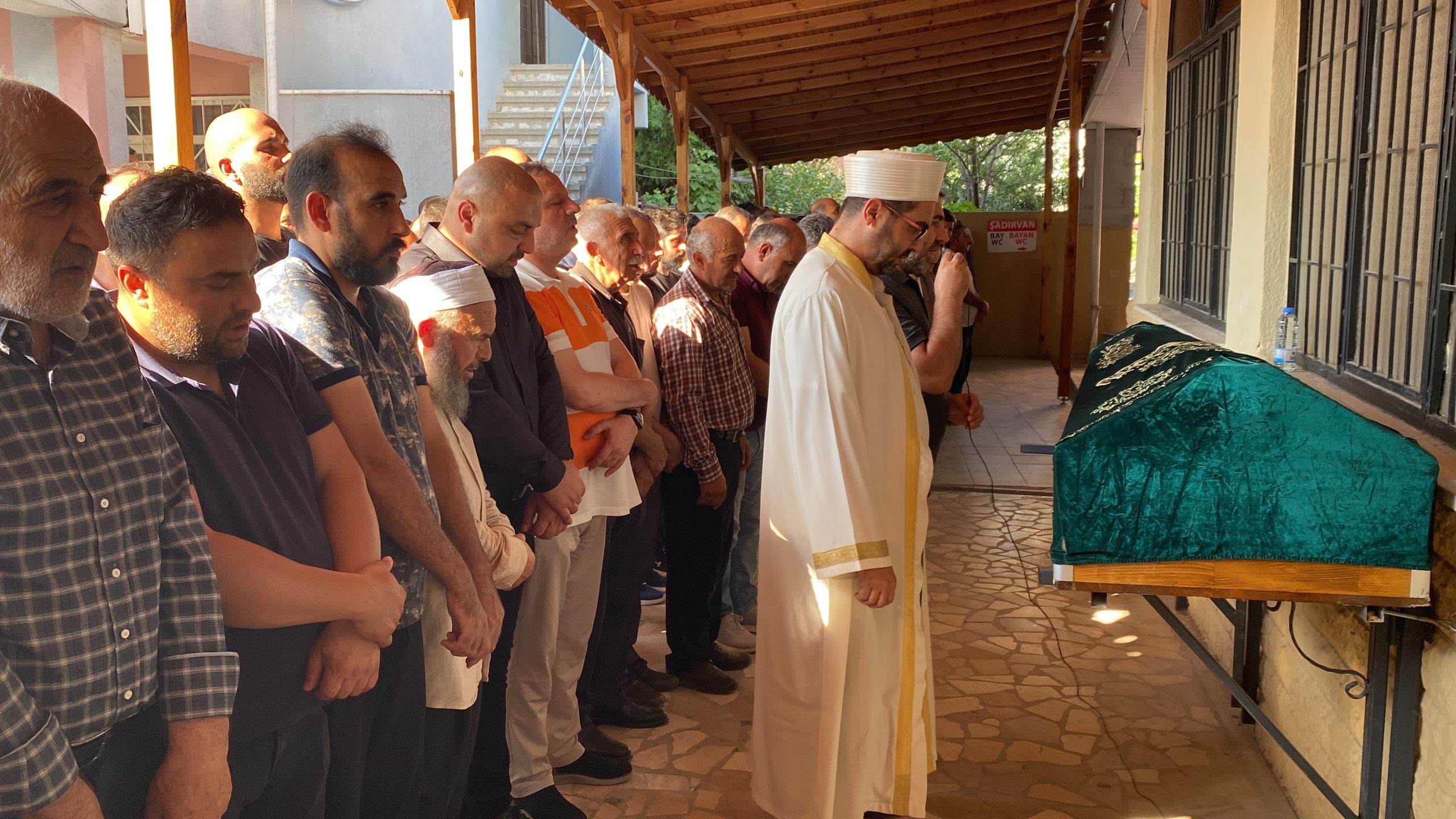 Kocaeli'de iş kazasında hayatını kaybeden Atilla Öztürk'e acı veda