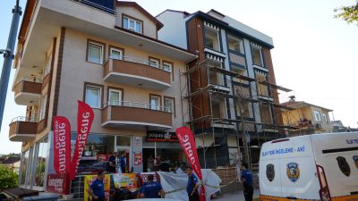 Kocaeli'nin Derince ilçesinde inşaatın iskelesinden düşerek hayatını kaybeden işçi son