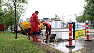 Kocaeli Büyükşehir Belediyesi, kuvvetli yağış öncesi aldığı tedbirlerle olası olumsuzlukların