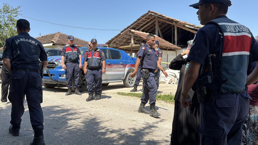 Yengesini pompalı tüfekle öldürdü