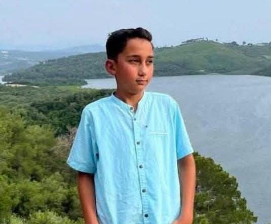 Adana’nın İmamoğlu ilçesinde, iki katlı müstakil evin damında arkadaşıyla kuşlarla