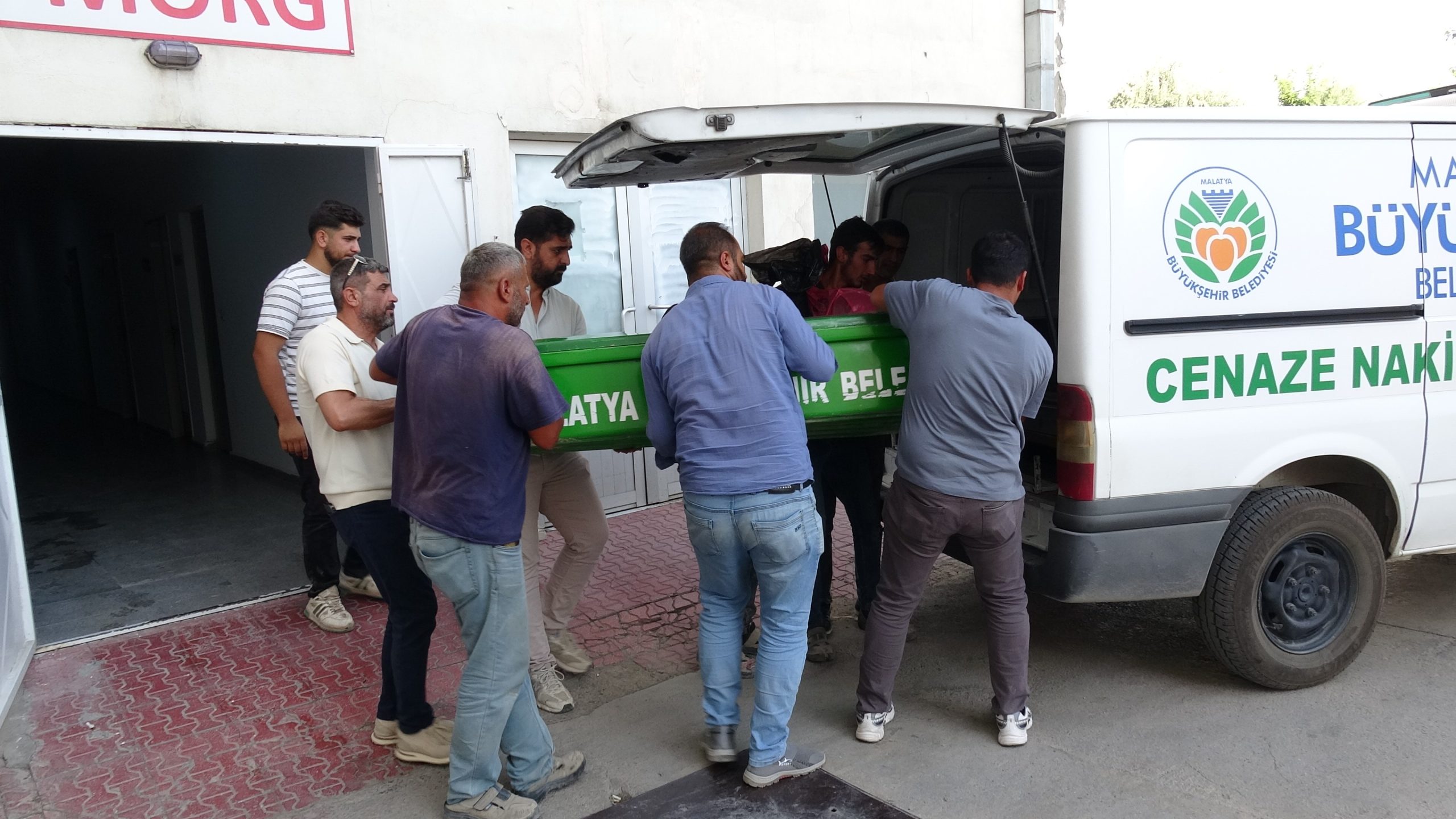 Altyapı çalışması sırasında göçük: 2 işçi hayatını kaybetti