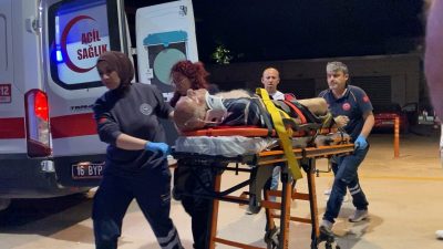 Bursa'nın İnegöl ilçesinde devrilen traktörün altında kalarak ağır yaralanan 68